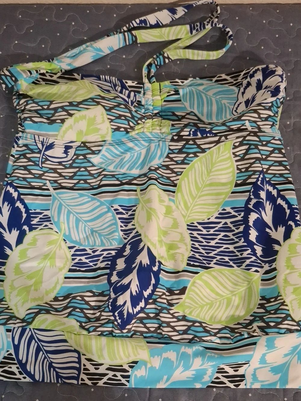Jantzen Leaf Print Swim Top in Blue & Green size 8